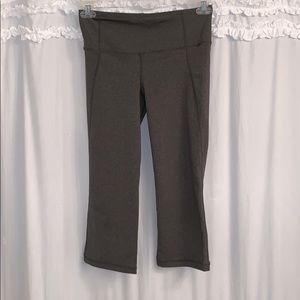 Lululemon Olive Capri pants